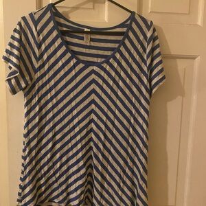 LuLaRoe Blue and White Striped Short Sleeve Tee